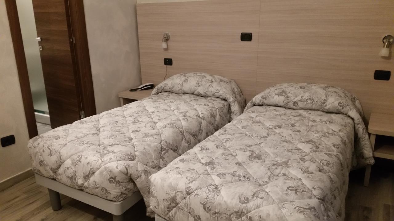 Ricci Rooms เจนัว ภายนอก รูปภาพ