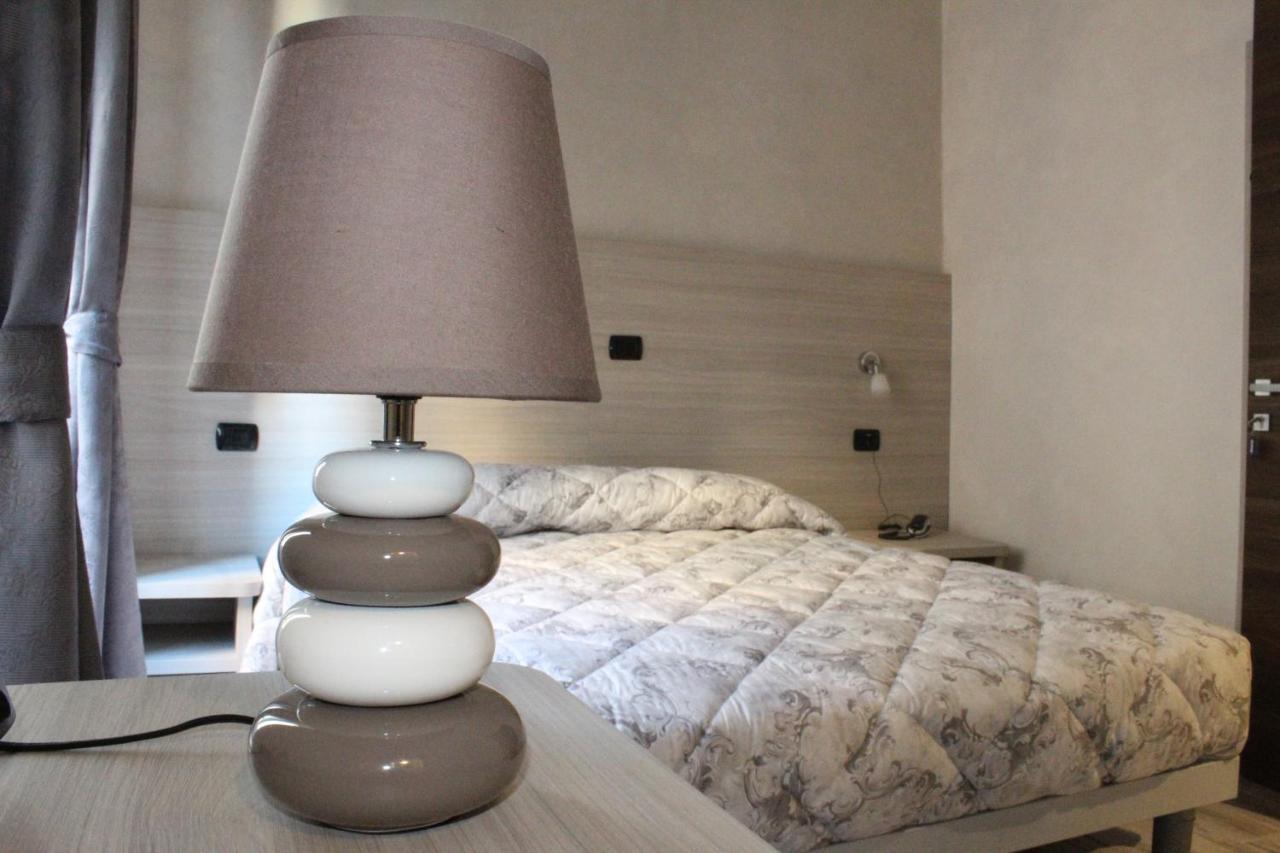 Ricci Rooms เจนัว ห้อง รูปภาพ